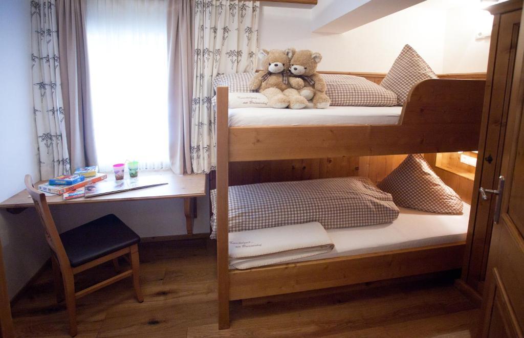 Hotel Brixnerhof im Zillertal Schlitters Zimmer foto